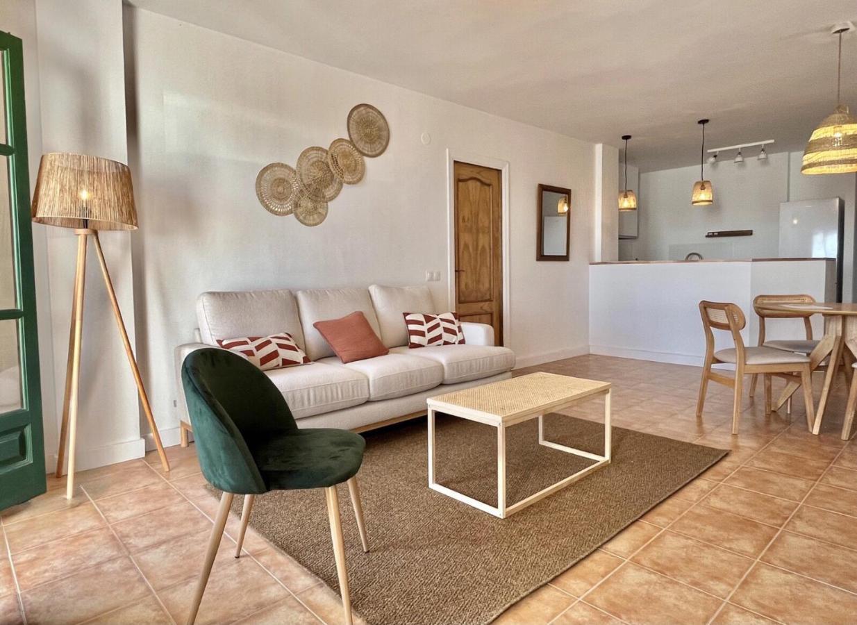 Casa La Aguanosa Con Piscina Y Vistas Al Mar Apartment Frigiliana Bagian luar foto